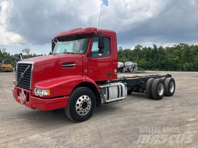 Volvo VHD64B Kabiny a interiér