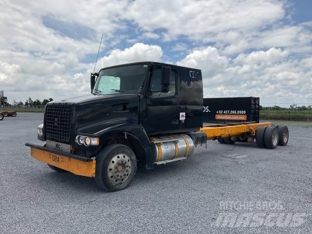 Volvo VHD64F Kabiny a interiér
