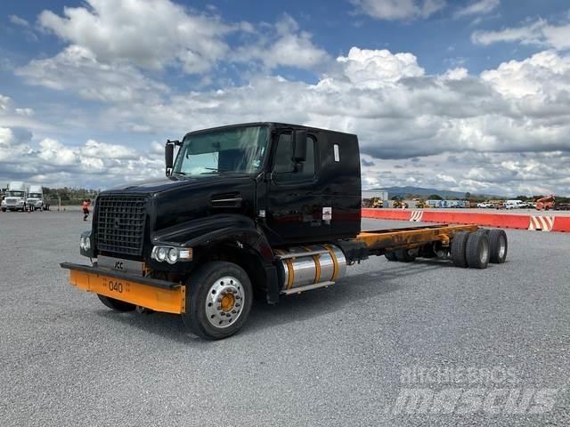 Volvo VHD64F Kabiny a interiér