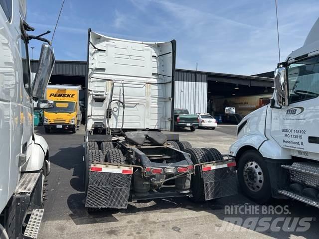 Volvo VNL Tahače