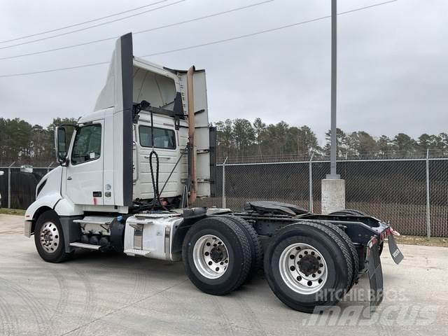 Volvo VNL Tahače