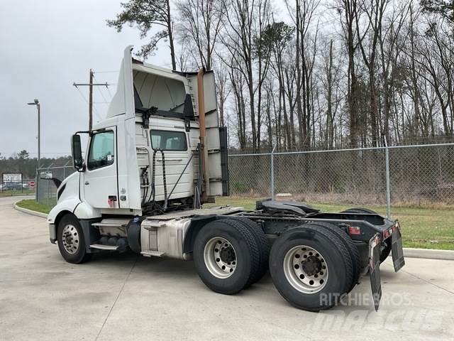 Volvo VNL Tahače