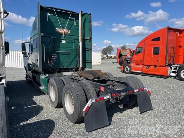 Volvo VNL Tahače