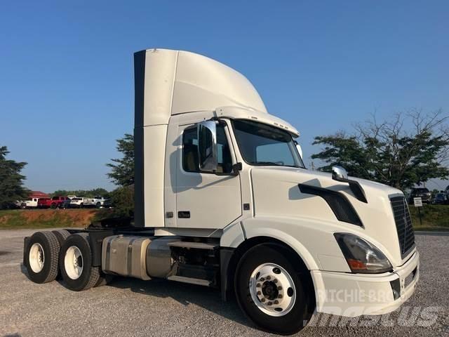 Volvo VNL Tahače