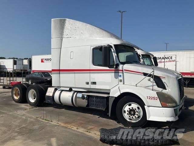 Volvo VNL Tahače