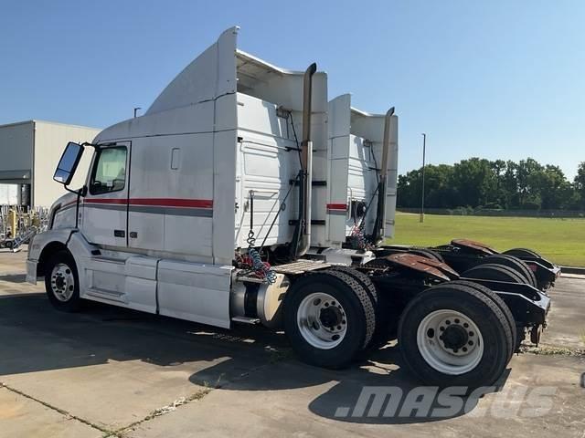 Volvo VNL Tahače