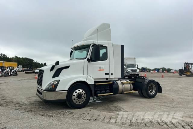 Volvo VNL Tahače