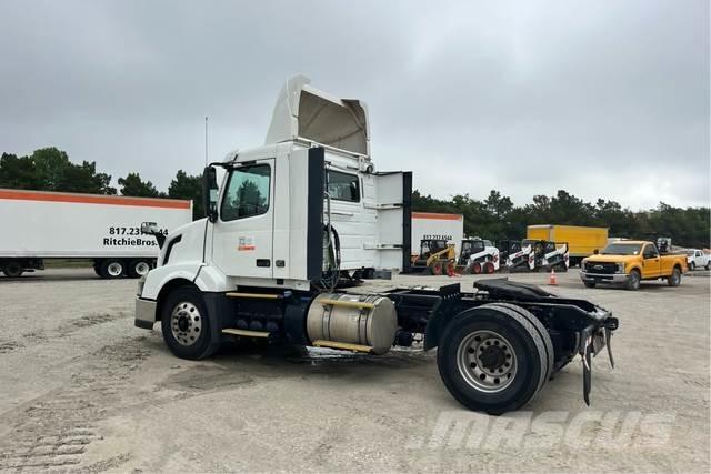 Volvo VNL Tahače