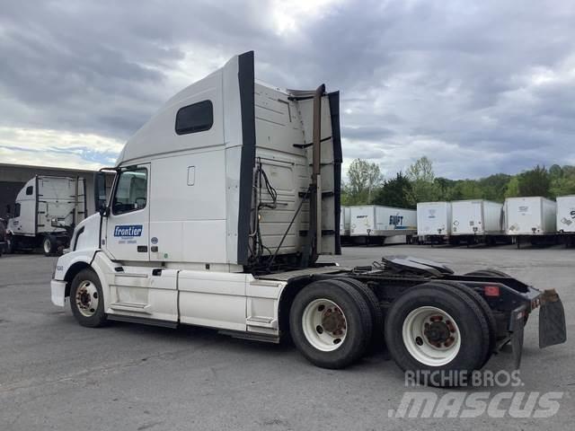 Volvo VNL Tahače