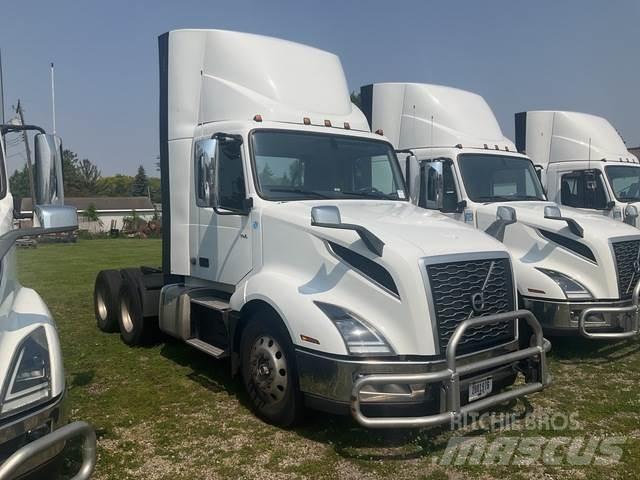 Volvo VNL 300 Tahače