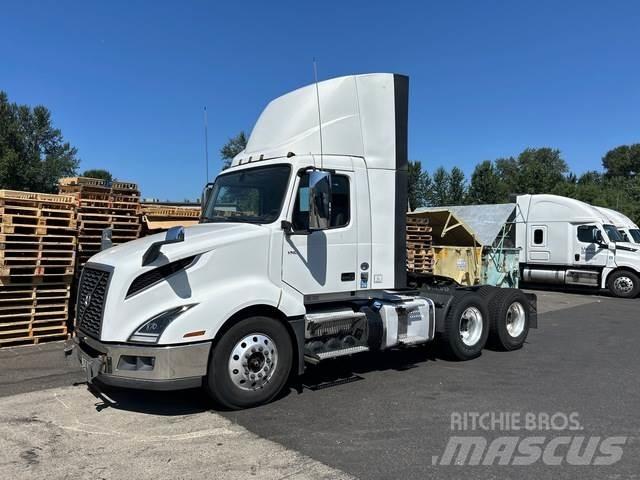 Volvo VNL 300 Tahače