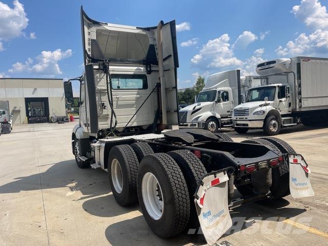 Volvo VNL300 Tahače