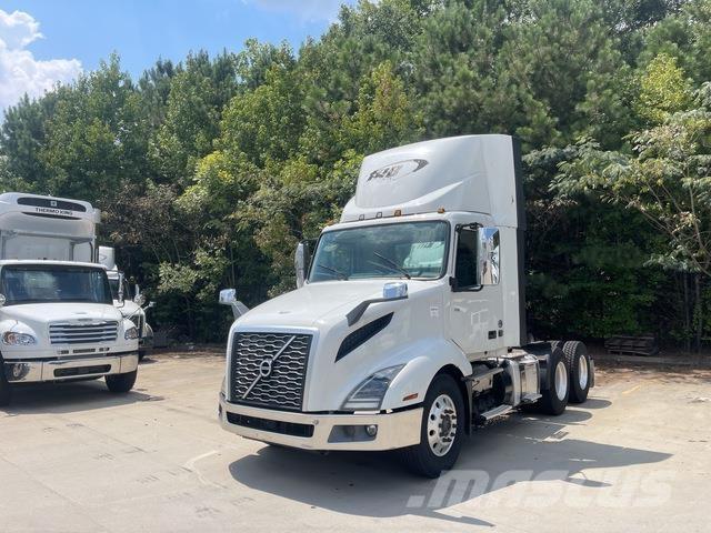 Volvo VNL300 Tahače