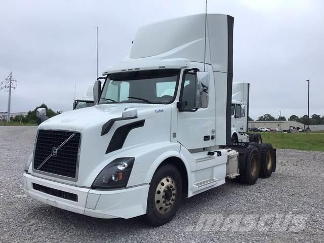 Volvo VNL300 Tahače