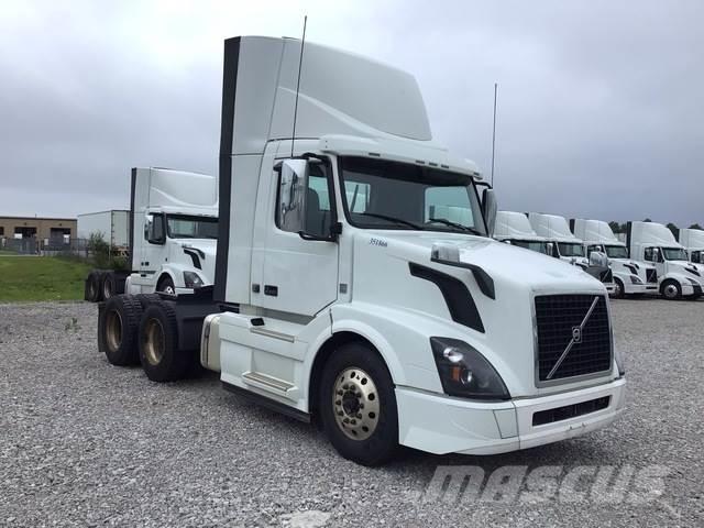 Volvo VNL300 Tahače