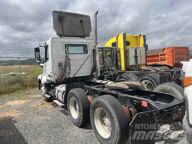 Volvo VNL64 Tahače