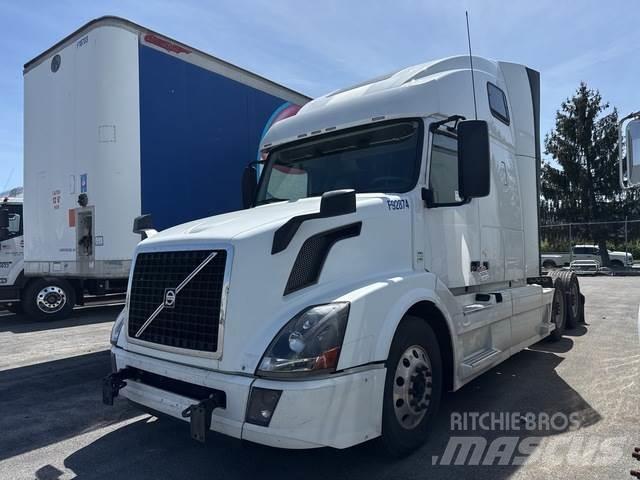 Volvo VNL64T Tahače