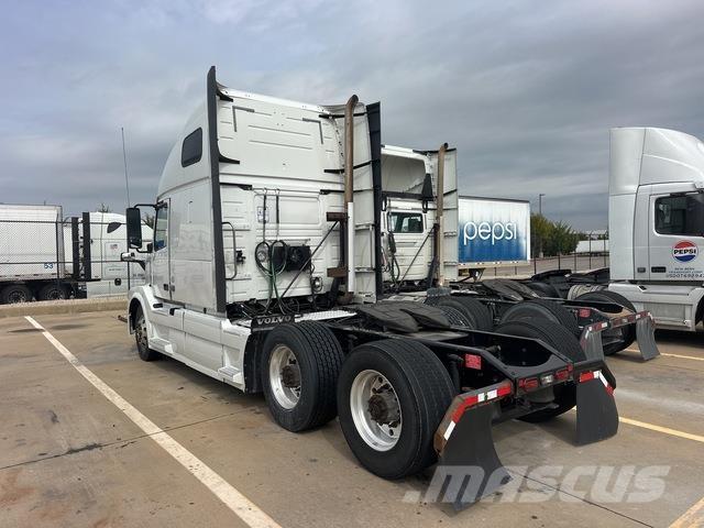 Volvo VNL64T Tahače