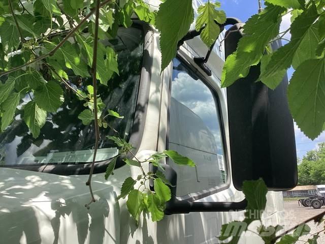 Volvo VNL740 Tahače