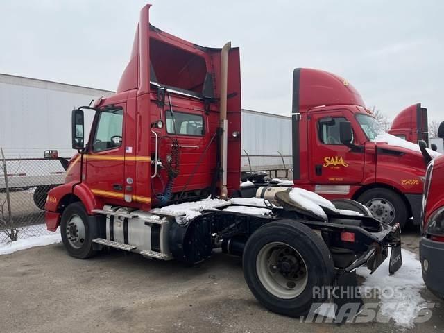 Volvo VNM Tahače