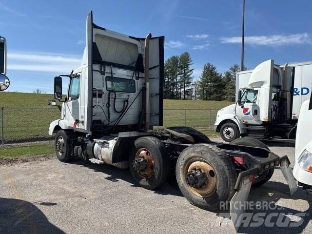 Volvo VNM Tahače