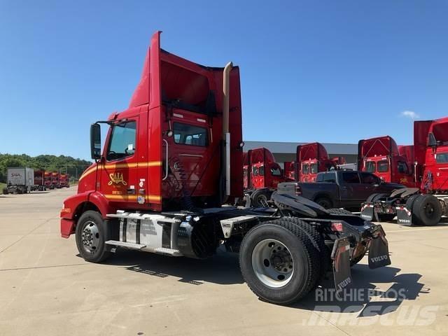 Volvo VNM Tahače