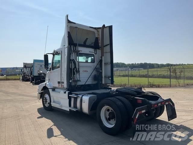 Volvo VNM Tahače