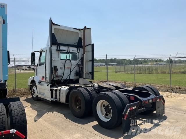 Volvo VNM Tahače