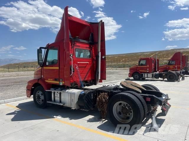 Volvo VNM Tahače