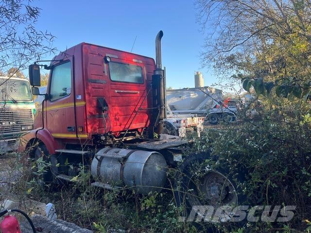 Volvo VNM200 Tahače