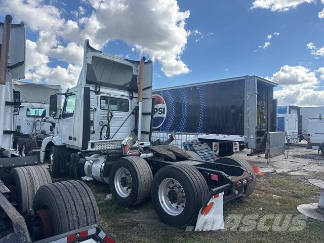 Volvo VNM200 Tahače