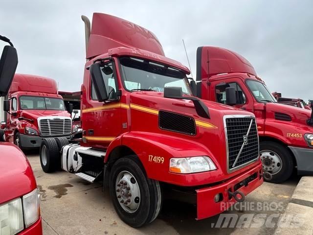 Volvo VNM42T Tahače