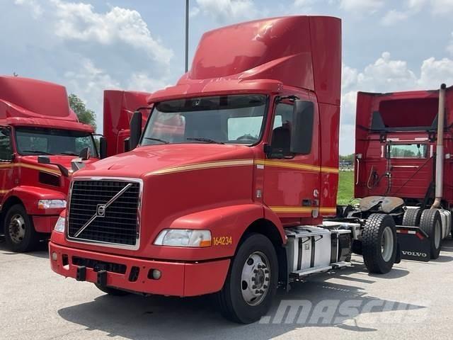 Volvo VNM42T Tahače