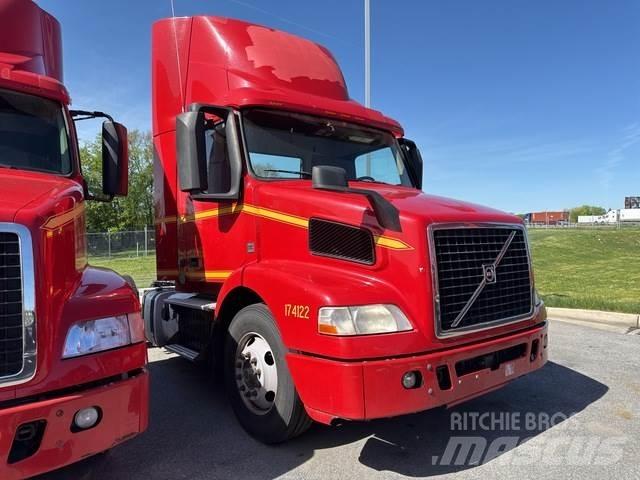 Volvo VNM42T Tahače