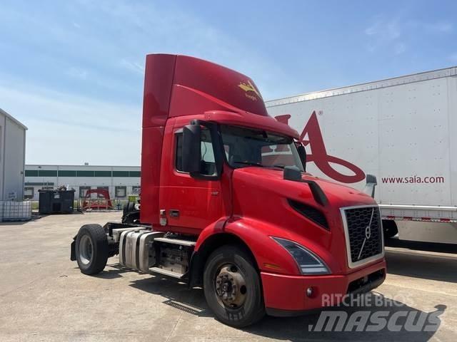 Volvo VNM42T Tahače