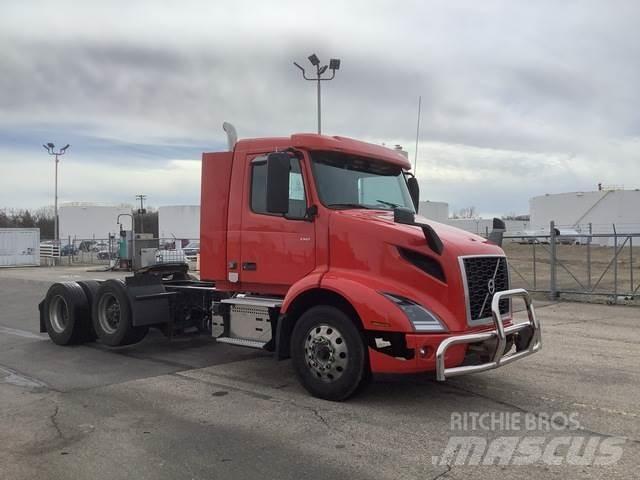 Volvo VNR Tahače