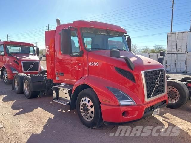 Volvo VNR Tahače