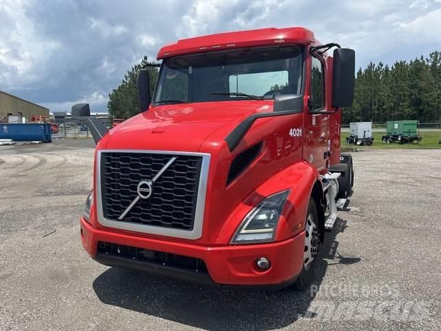 Volvo VNR Tahače