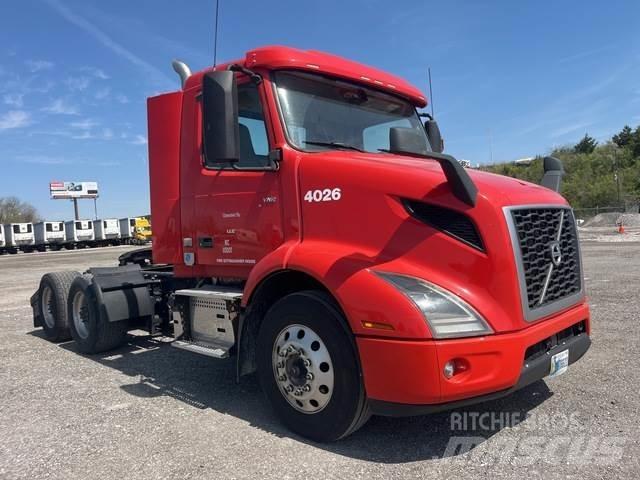 Volvo VNR Tahače