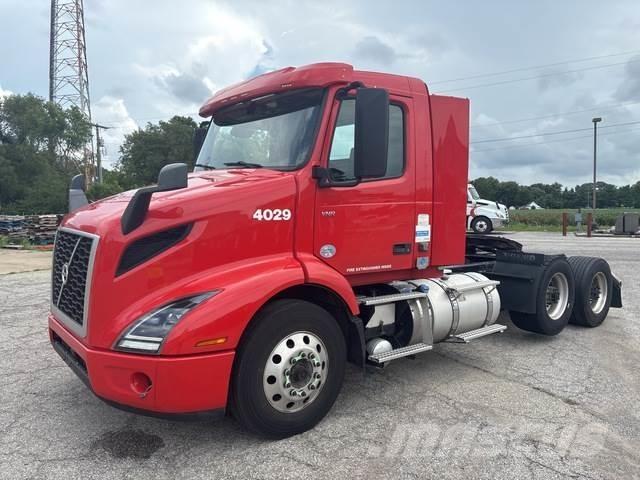 Volvo VNR Tahače