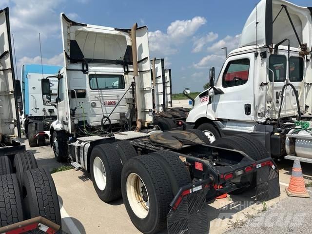 Volvo VNR Tahače
