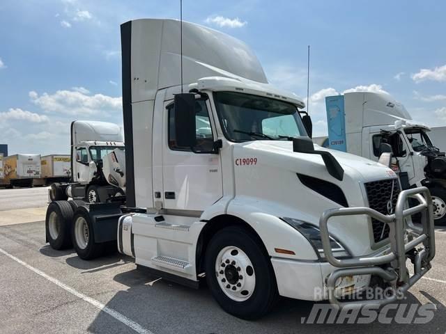 Volvo VNR Tahače