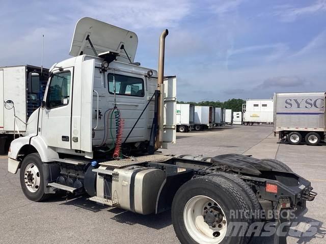 Volvo VNR42T Tahače