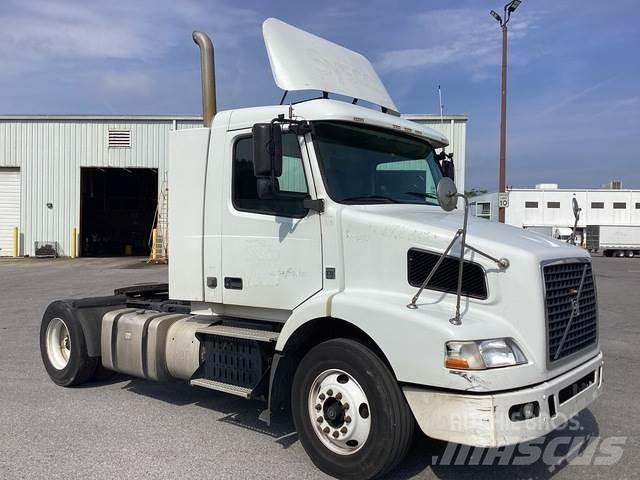 Volvo VNR42T Tahače