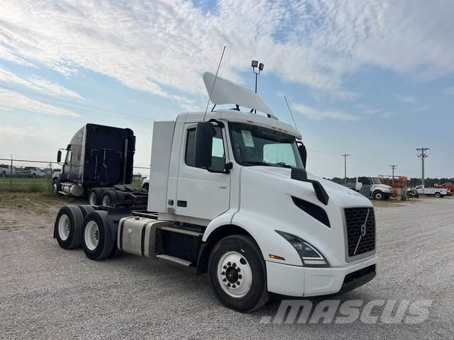 Volvo VNR64300 Tahače