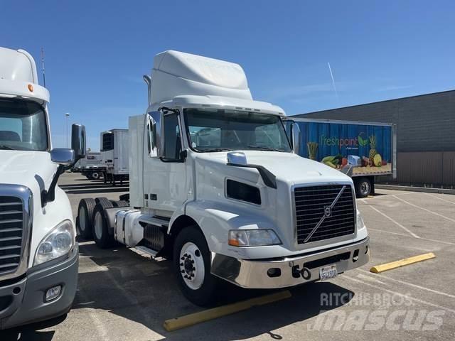 Volvo VNR64T Tahače