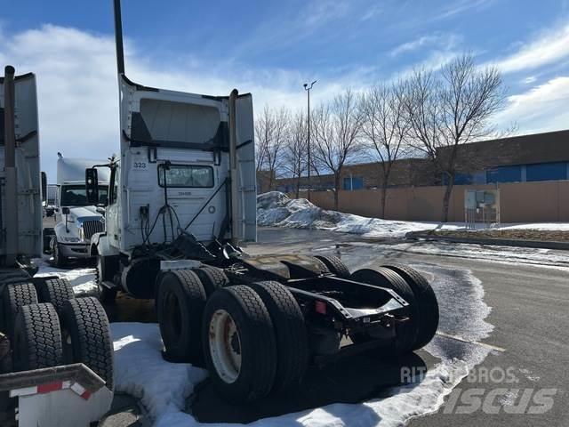 Volvo VNR64T Tahače