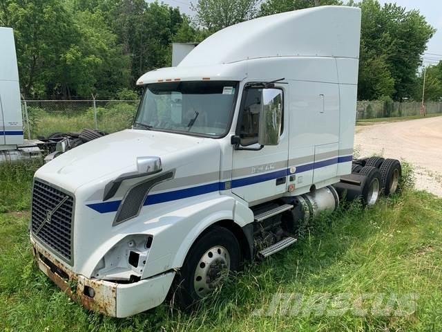 Volvo VNR64T Tahače