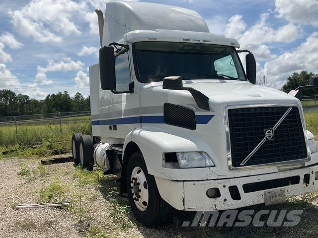 Volvo VNR64T Tahače