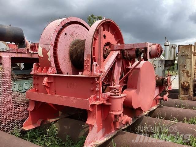  Winch Navijáky